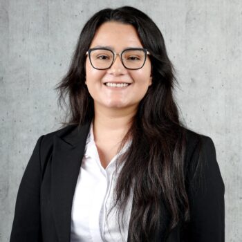 Laura Gabriela Estrada, avocate en droit civil